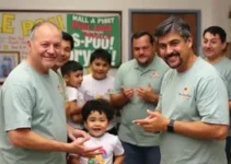 Eduardo Moura parabeniza equipe de creche municipal